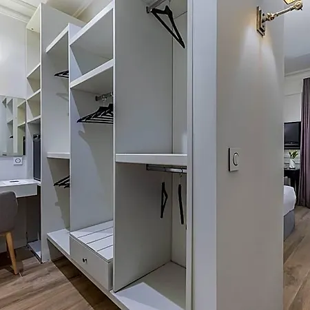 Belle Boutique Hotel 2*