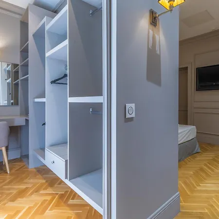 فندق Belle Boutique 2*